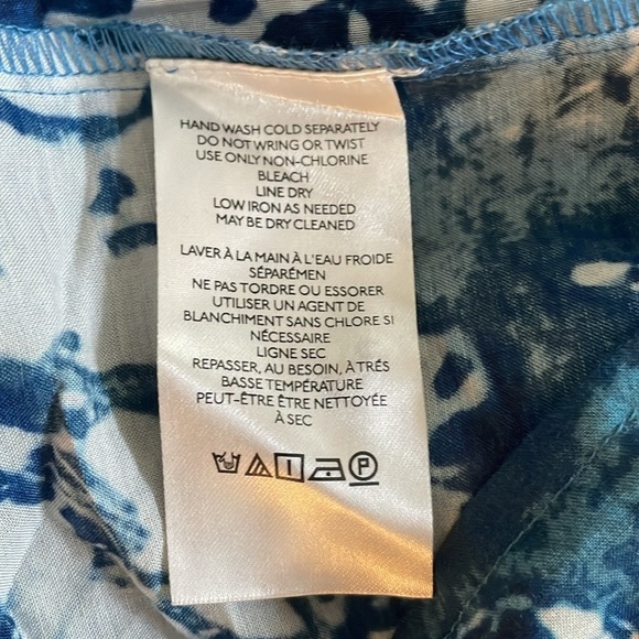 Pilcro Anthropologie Cropped Batwing Blouse XXS Oversized Ruffle Batik Blue - Picture 12 of 16